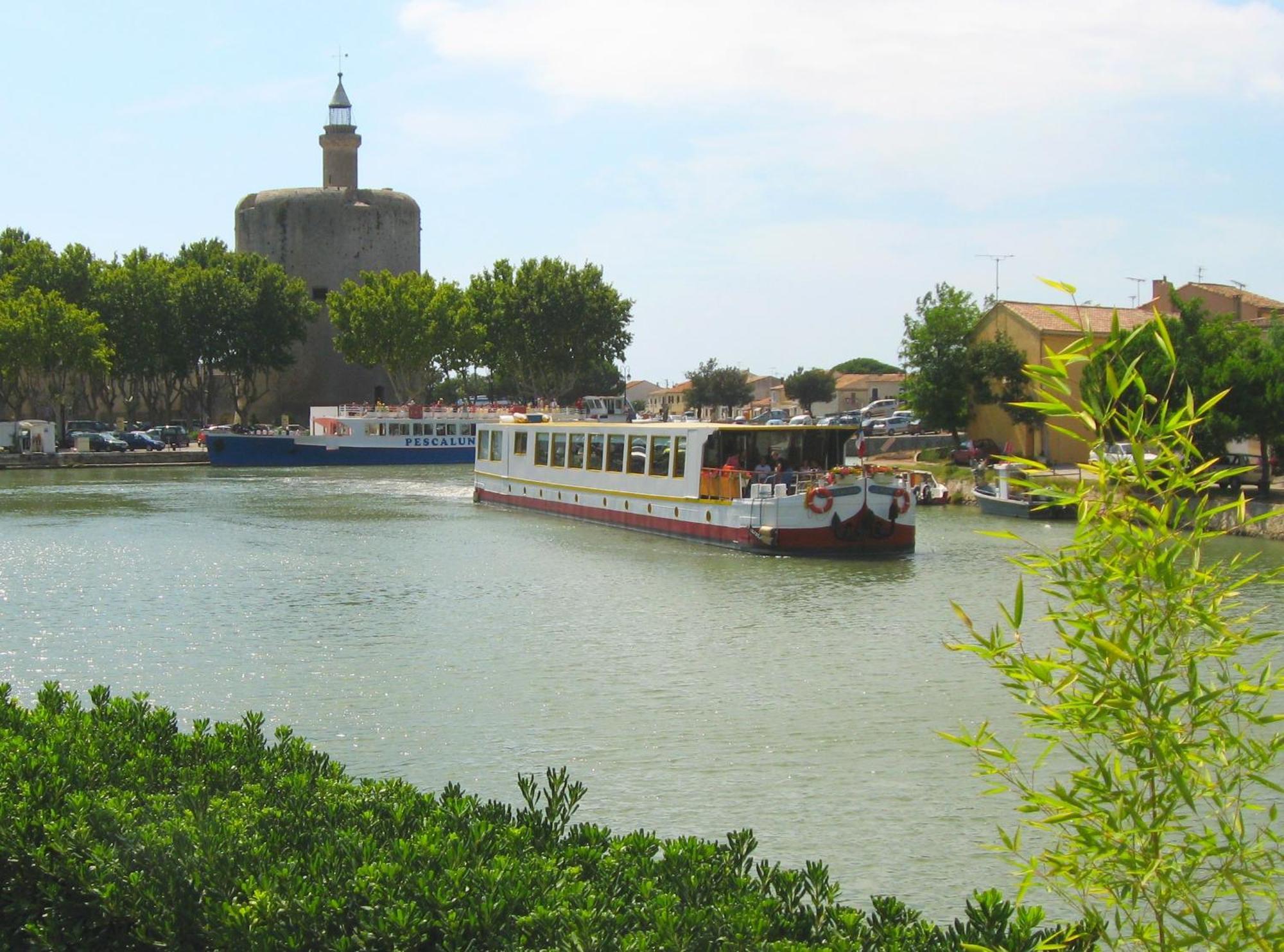 Hotel Bateau Le Phenicien Aigues-Mortes Esterno foto